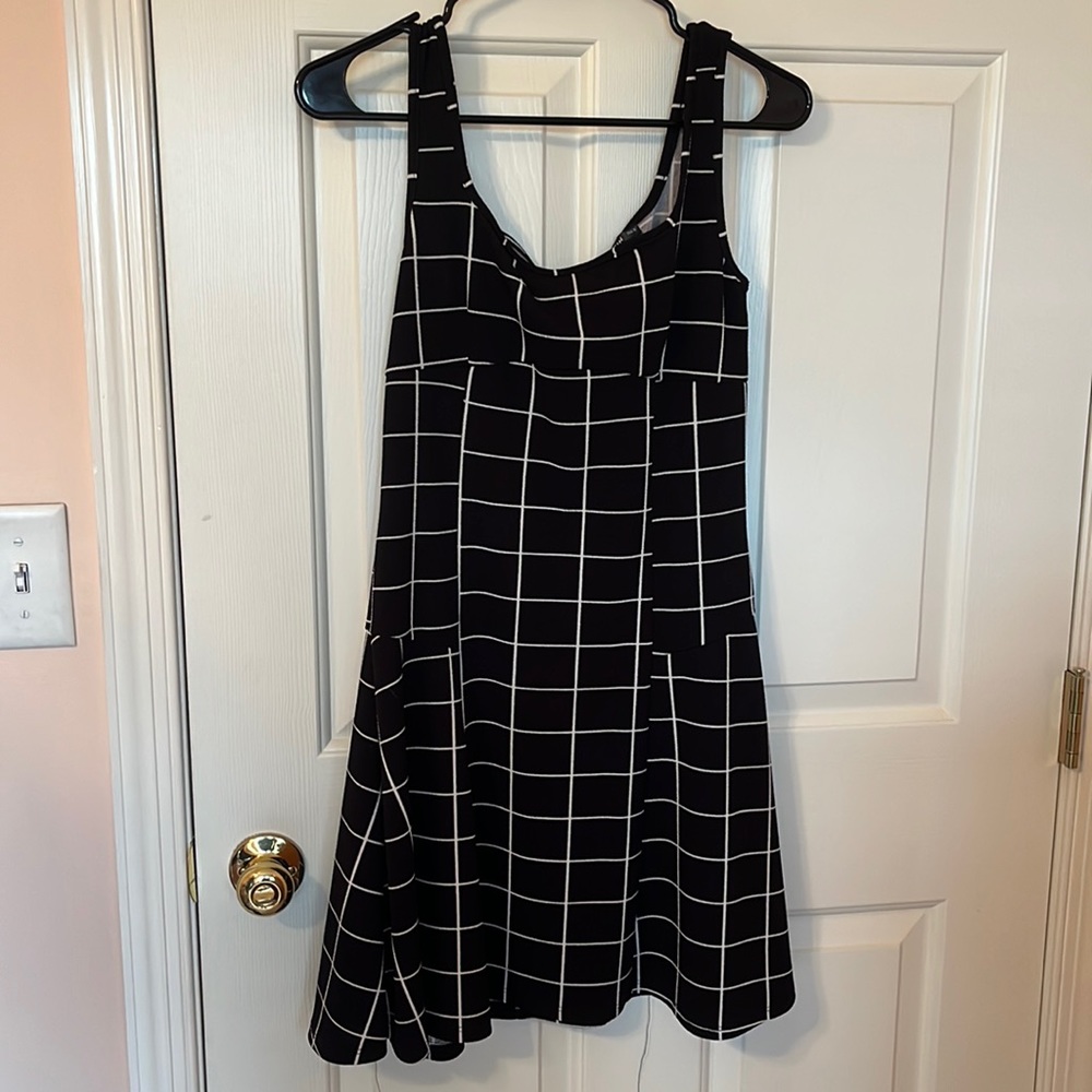 Black and white dress